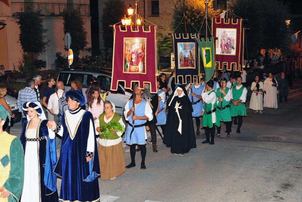 Villa Dei Romanzi Tortoreto Bagian luar foto
