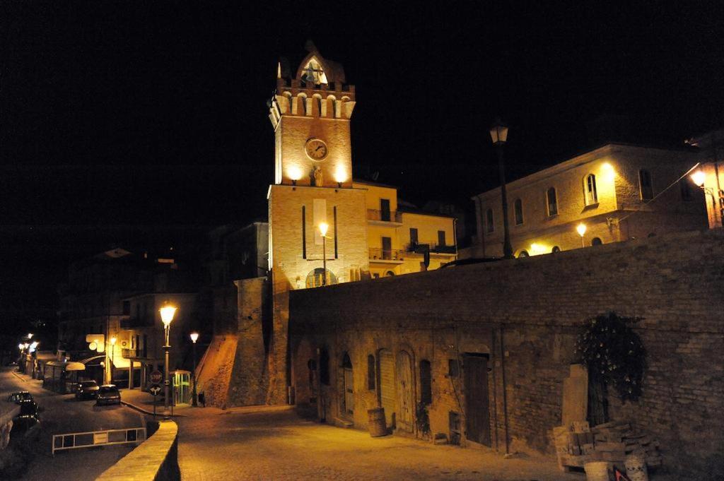 Villa Dei Romanzi Tortoreto Bagian luar foto